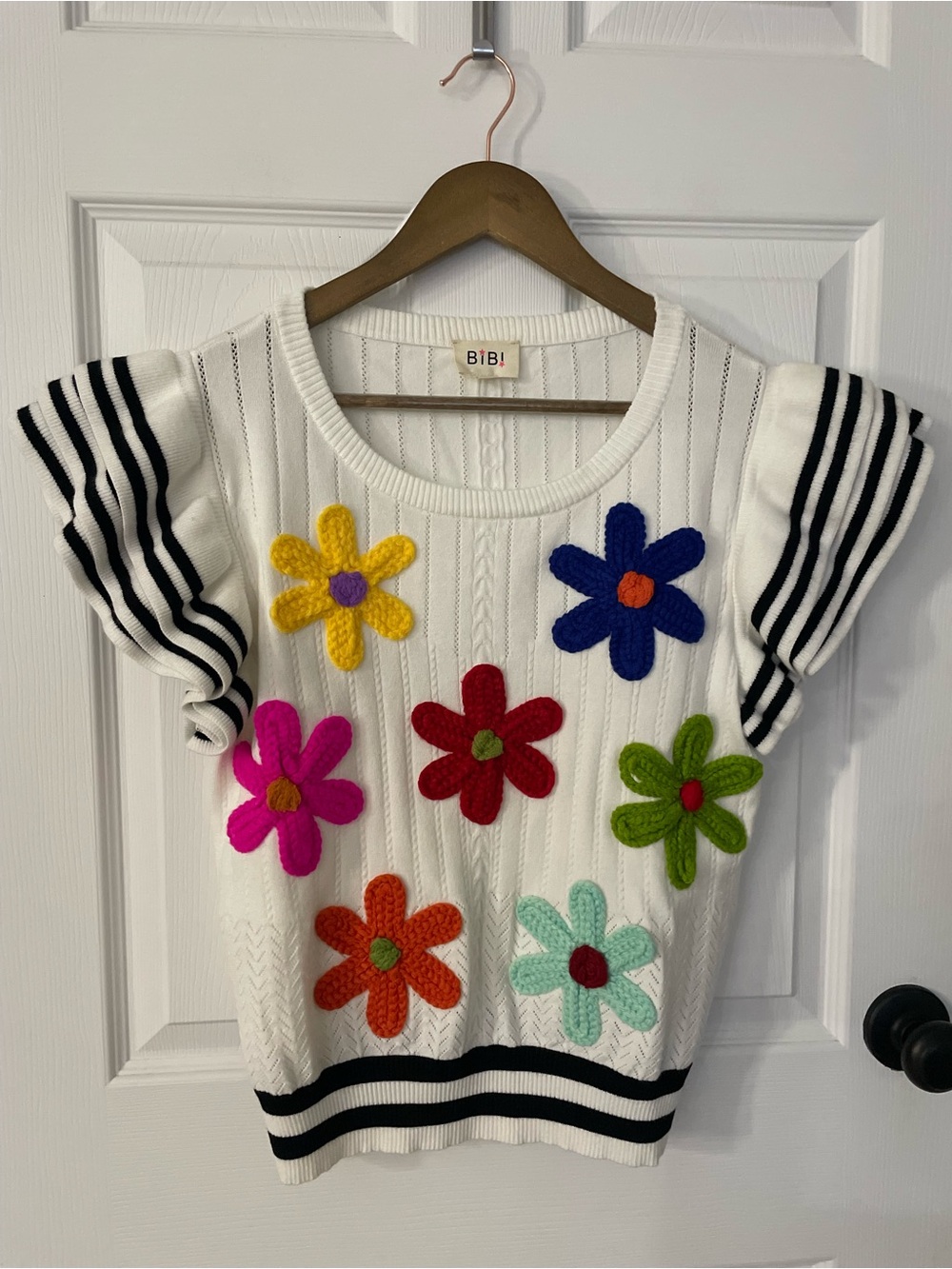 Crochet Flower Applique Ruffle Sleeve Knit Top Colorful Sweater Tee Small S